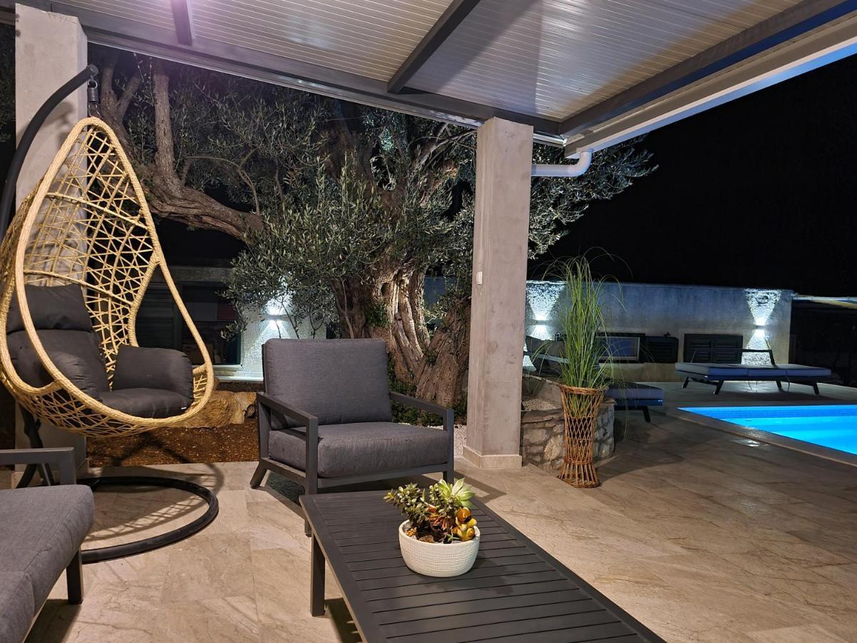 Olive Tree - House With Pool Villa Vinišće Eksteriør bilde